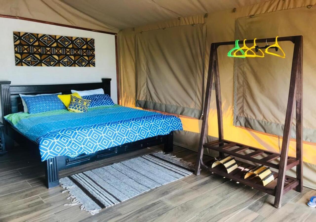 Oldonyo Orok Lodge Kajiado Exterior photo