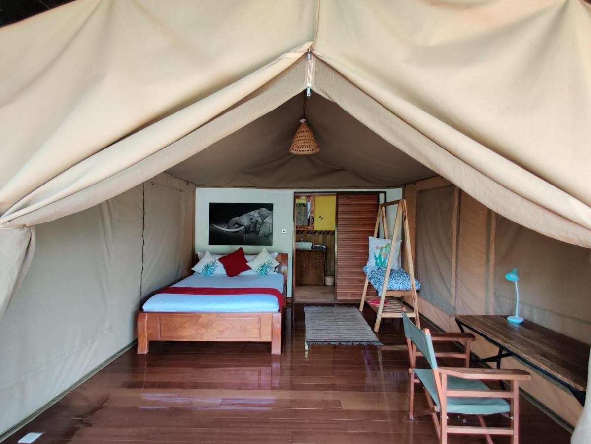 Oldonyo Orok Lodge Kajiado Exterior photo