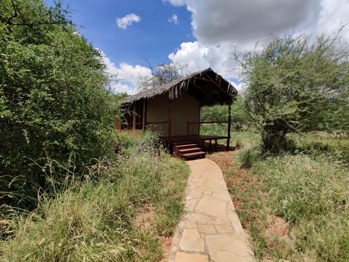 Oldonyo Orok Lodge Kajiado Exterior photo
