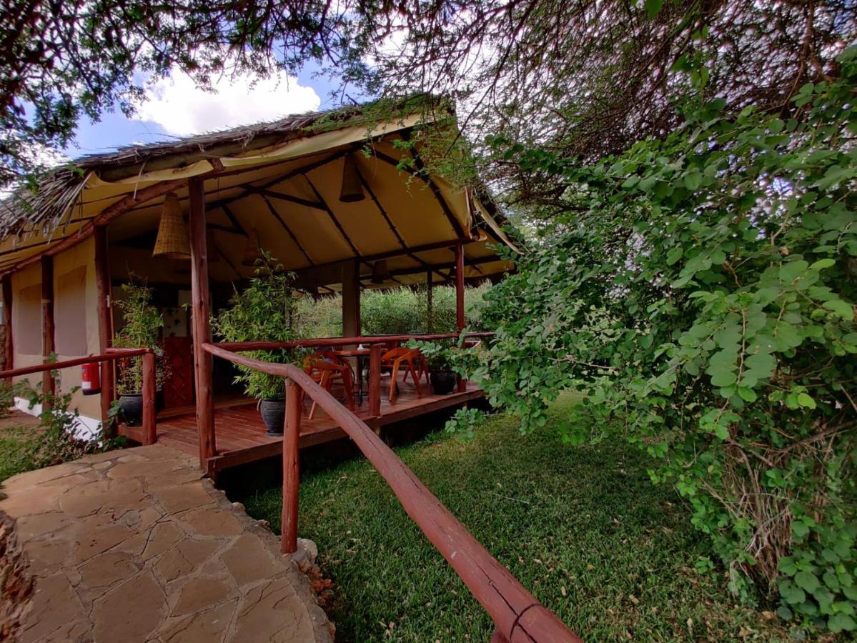 Oldonyo Orok Lodge Kajiado Exterior photo