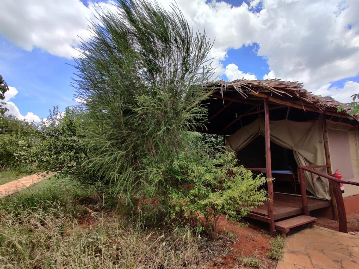 Oldonyo Orok Lodge Kajiado Exterior photo