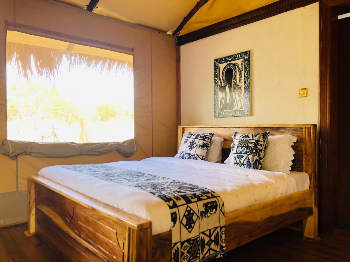 Oldonyo Orok Lodge Kajiado Exterior photo